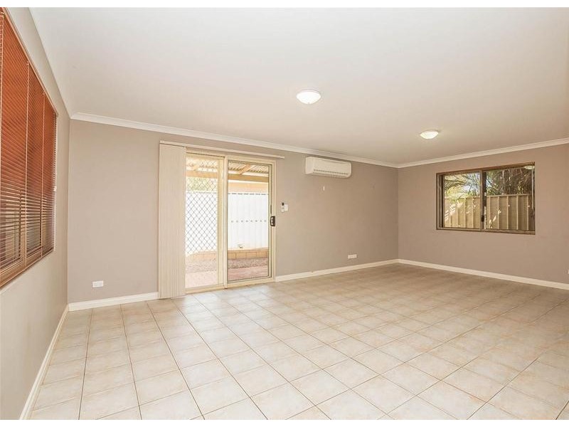 11/4 Reynolds Place, South Hedland WA 6722