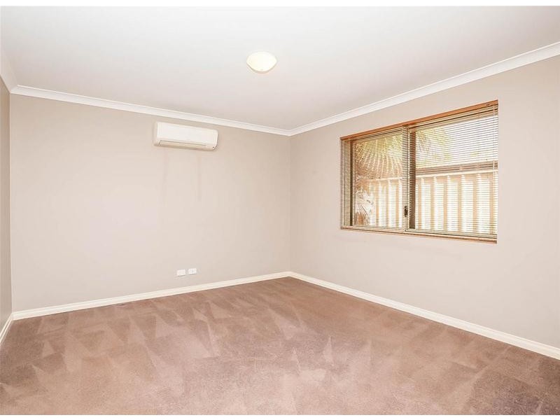 11/4 Reynolds Place, South Hedland WA 6722