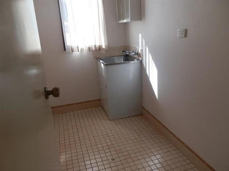 1 Coolah Close, Newman WA 6753