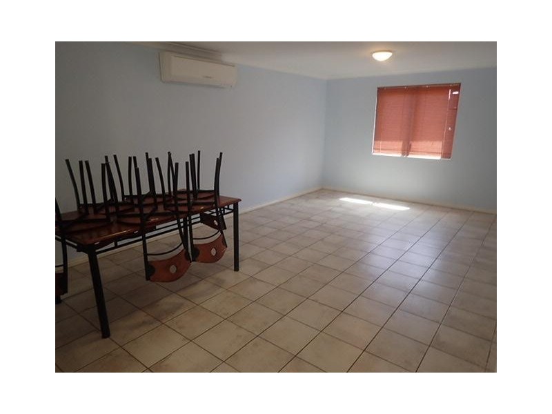 4/4 Reynolds Place, South Hedland WA 6722