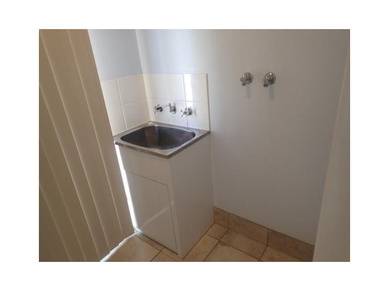 4/4 Reynolds Place, South Hedland WA 6722