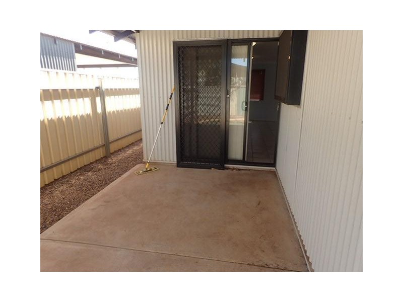 4/4 Reynolds Place, South Hedland WA 6722