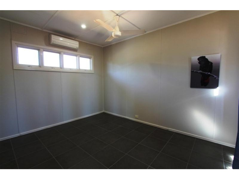 17 Somerset Crescent, South Hedland WA 6722