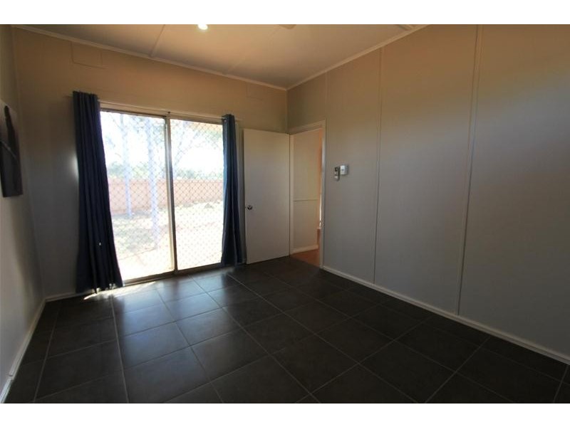 17 Somerset Crescent, South Hedland WA 6722