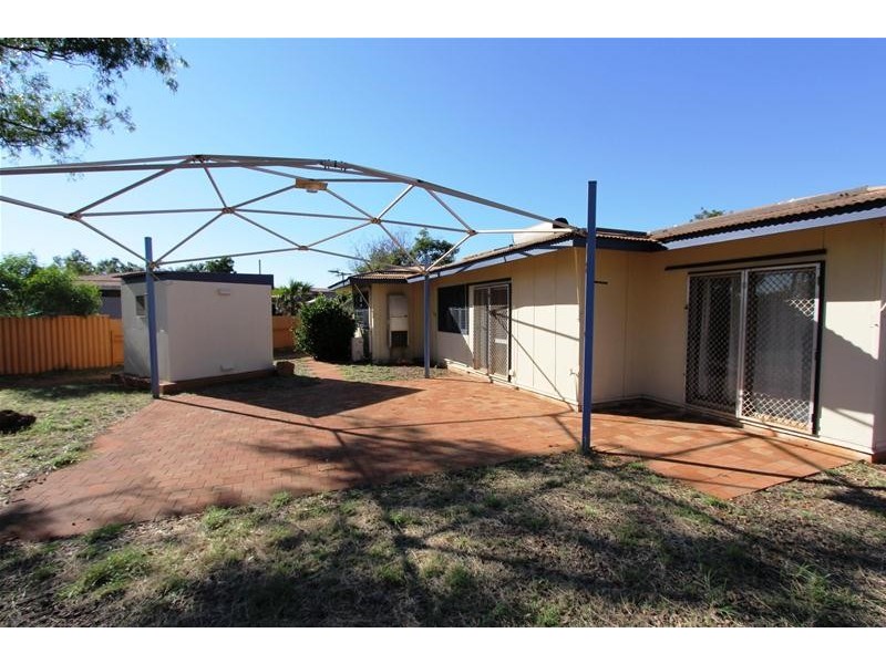 17 Somerset Crescent, South Hedland WA 6722