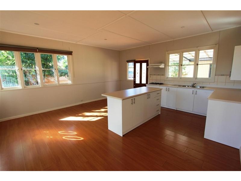 17 Somerset Crescent, South Hedland WA 6722