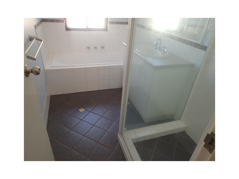 4/4 Reynolds Place, South Hedland WA 6722