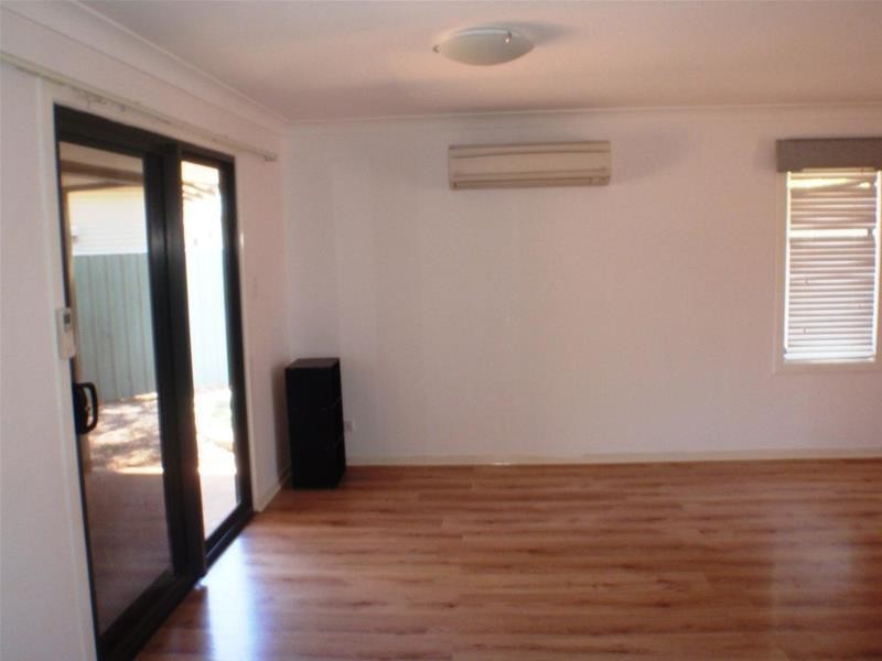 20C  Reynolds Place, South Hedland WA 6722