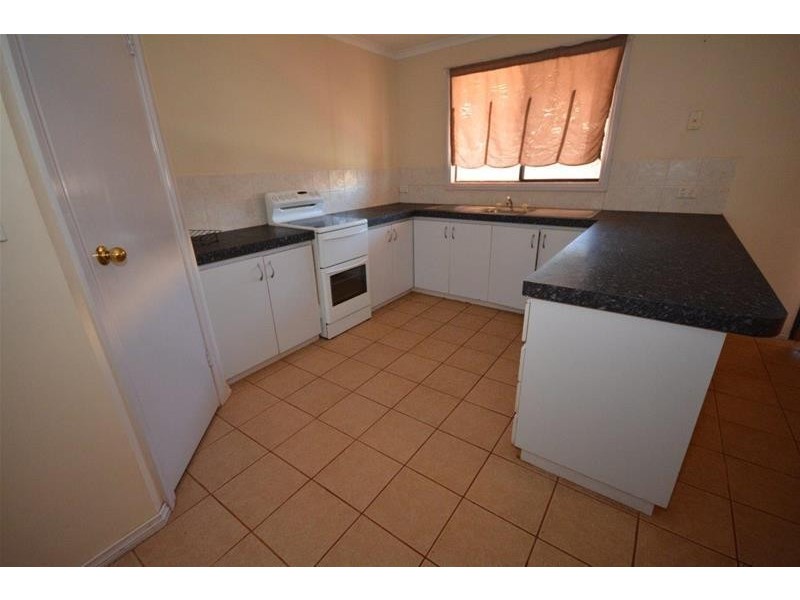 17 Knox Way, Newman WA 6753