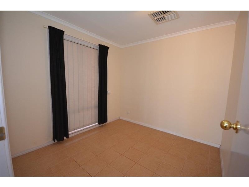 17 Knox Way, Newman WA 6753