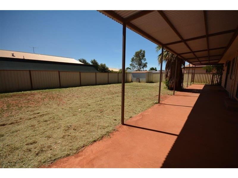 17 Knox Way, Newman WA 6753