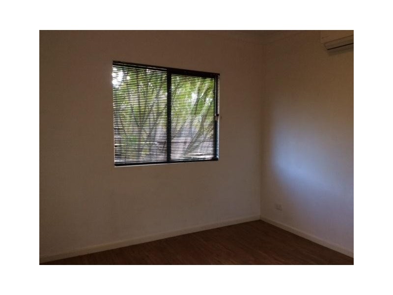 8/4 Newman Drive, Newman WA 6753