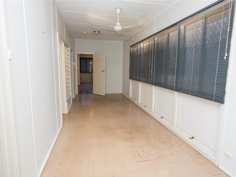 10 Smith Street, South Hedland WA 6722