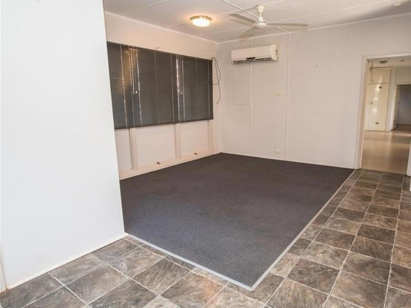 10 Smith Street, South Hedland WA 6722