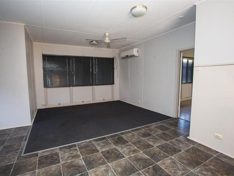 10 Smith Street, South Hedland WA 6722
