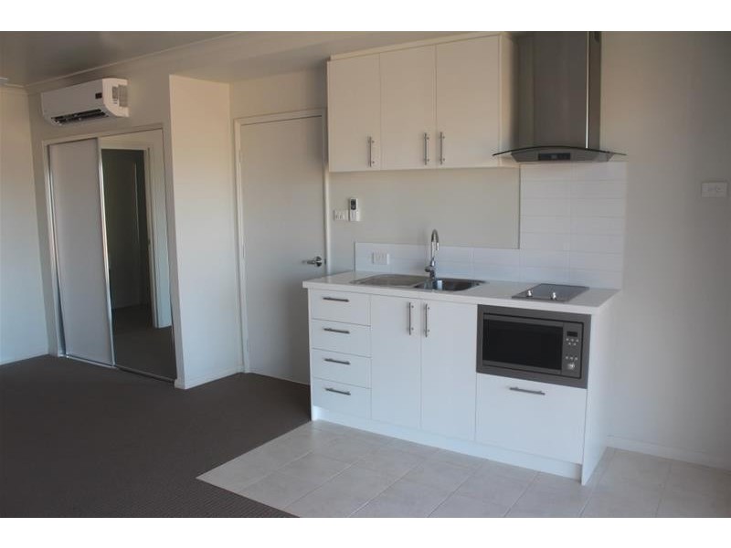 21 Les Tutt Drive, Newman WA 6753