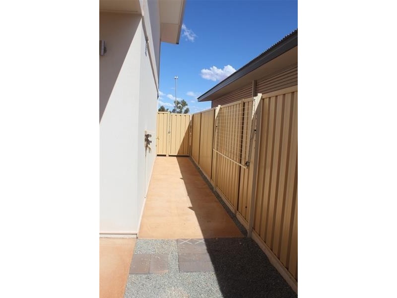 21 Les Tutt Drive, Newman WA 6753