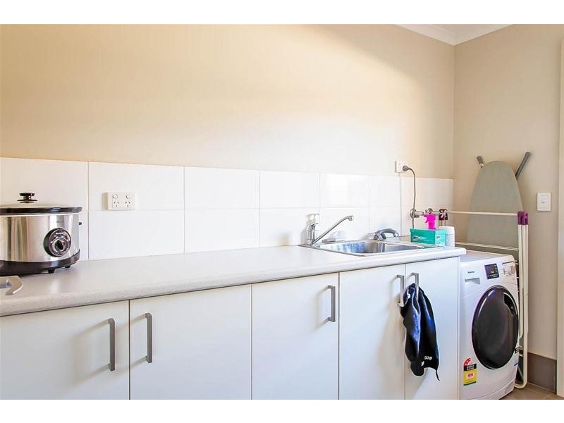 20 Homestead Ramble, Newman WA 6753