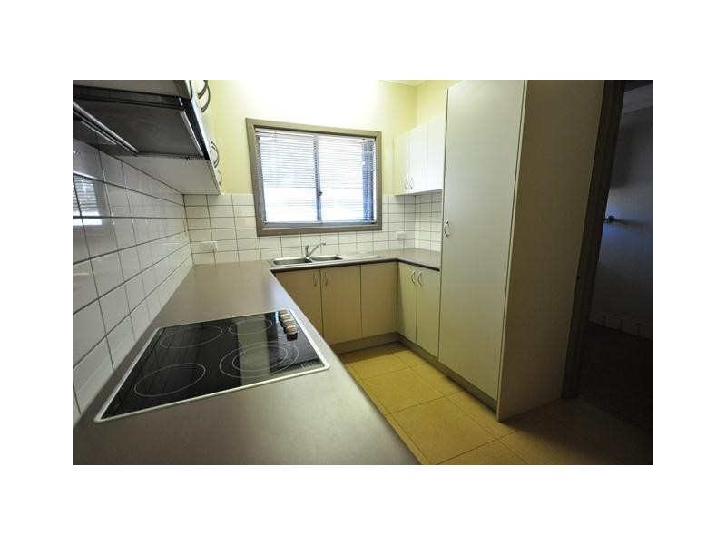 4/8 Yarrunga Crescent, South Hedland WA 6722