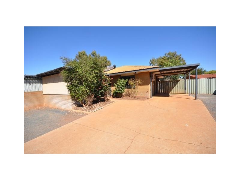 4/8 Yarrunga Crescent, South Hedland WA 6722