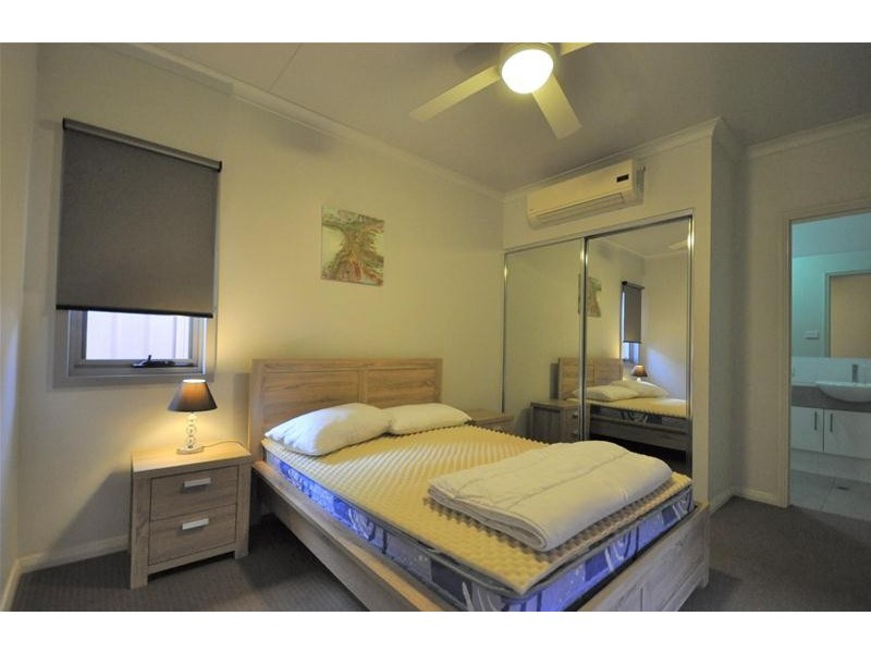 11 Hibiscus Way, Newman WA 6753