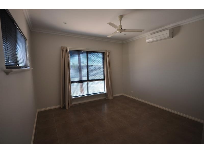 54 Nix Avenue, South Hedland WA 6722