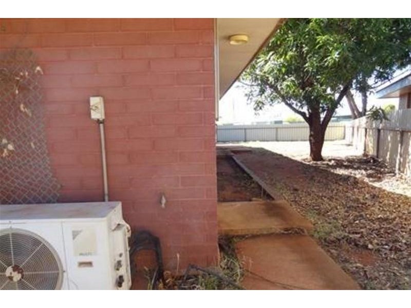 5 Eburna Court, South Hedland WA 6722