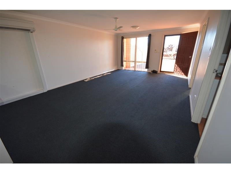 34-1 Cowra Drive, Newman WA 6753