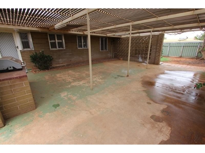 25 Koolama Crescent, South Hedland WA 6722