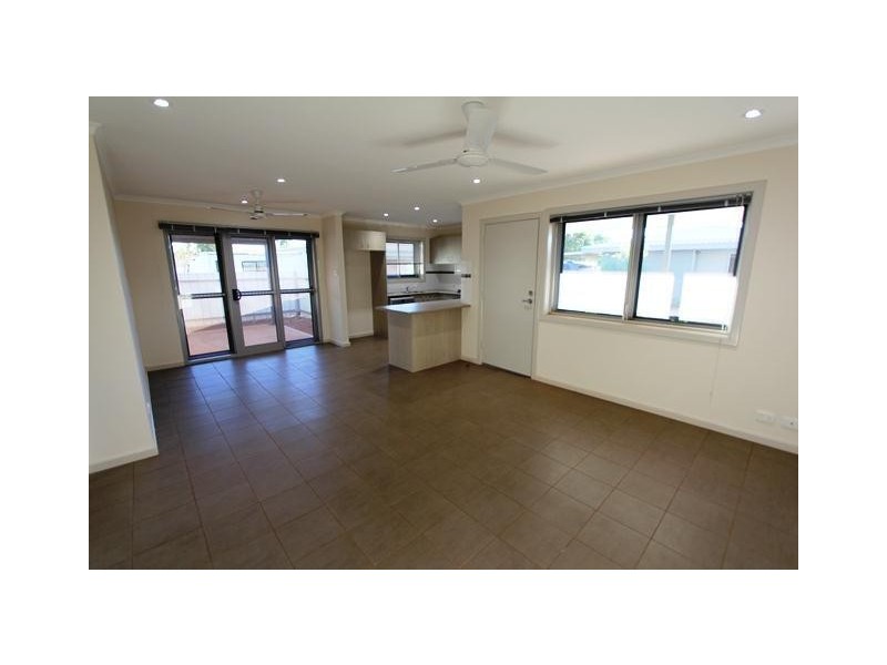 7/12 Crameri View, South Hedland WA 6722