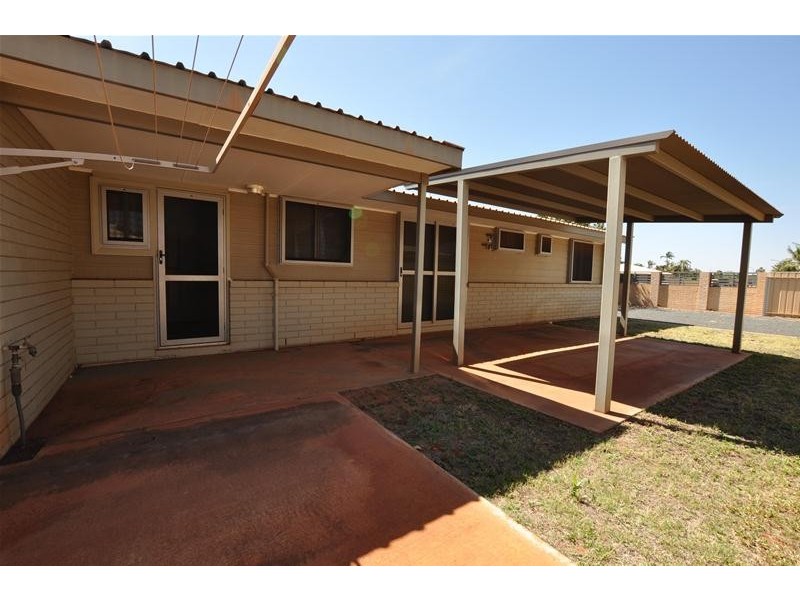 9/15  Becker Court, South Hedland WA 6722