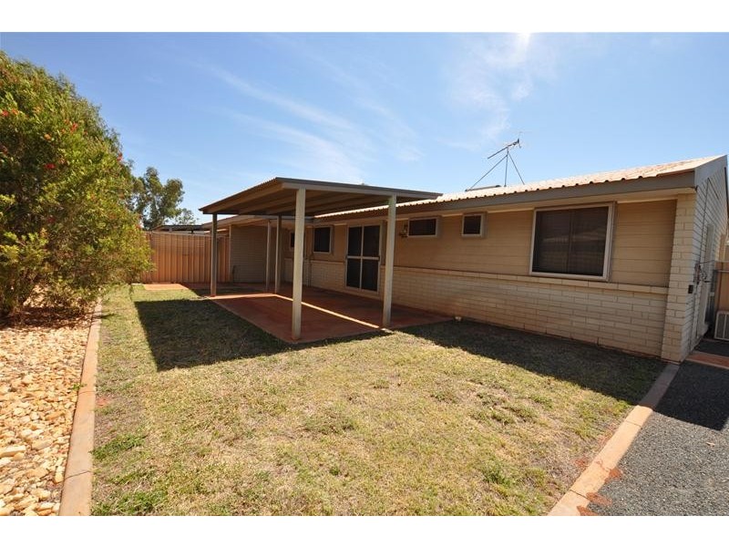 9/15  Becker Court, South Hedland WA 6722