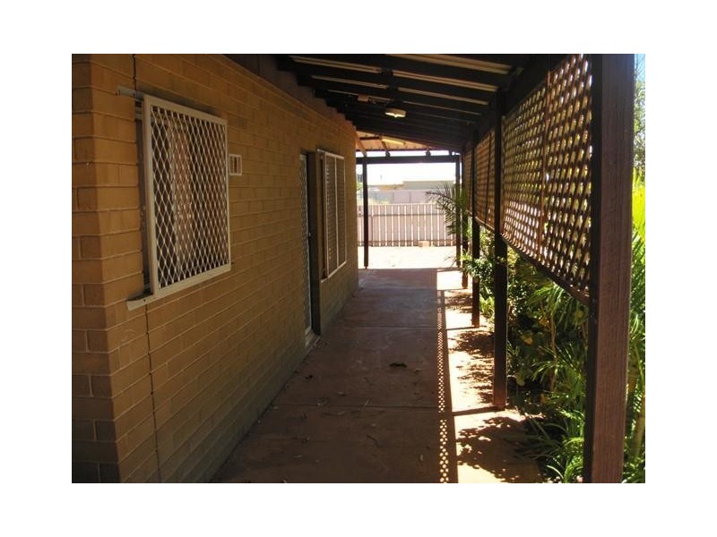 2 Brolga Way, South Hedland WA 6722