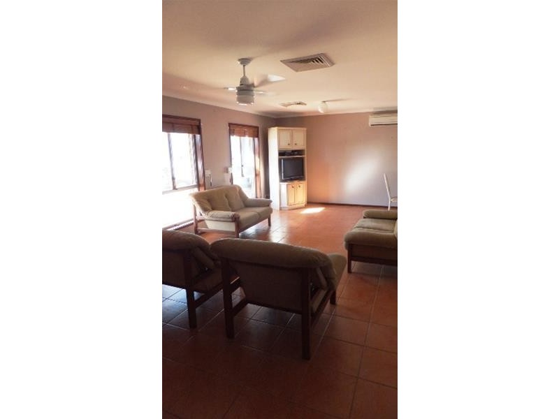 31  Etrema Loop, South Hedland WA 6722