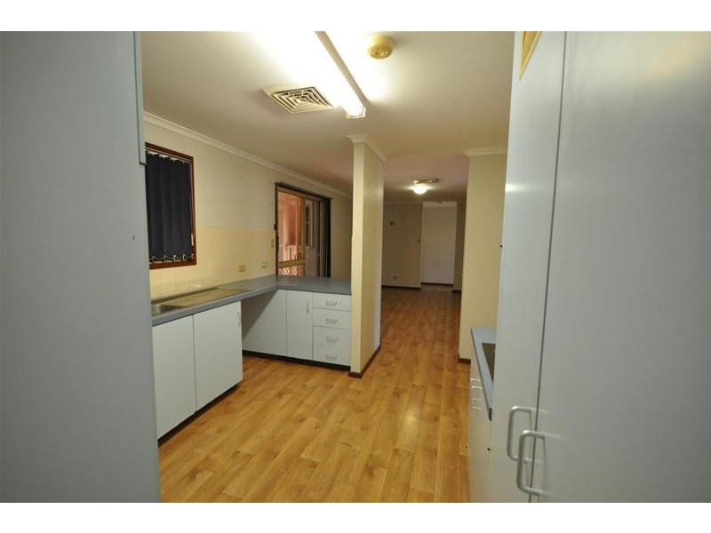 9 Kurrawan Way, Newman WA 6753