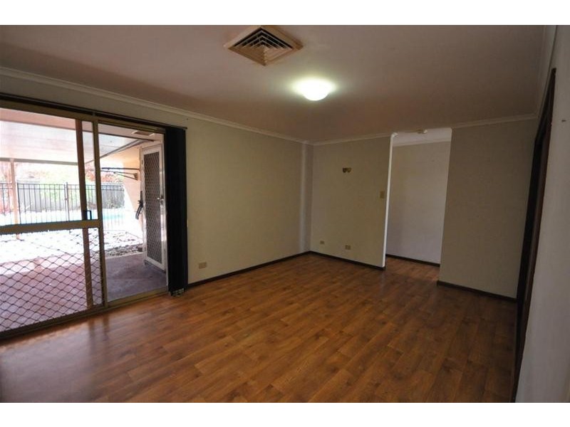 9 Kurrawan Way, Newman WA 6753