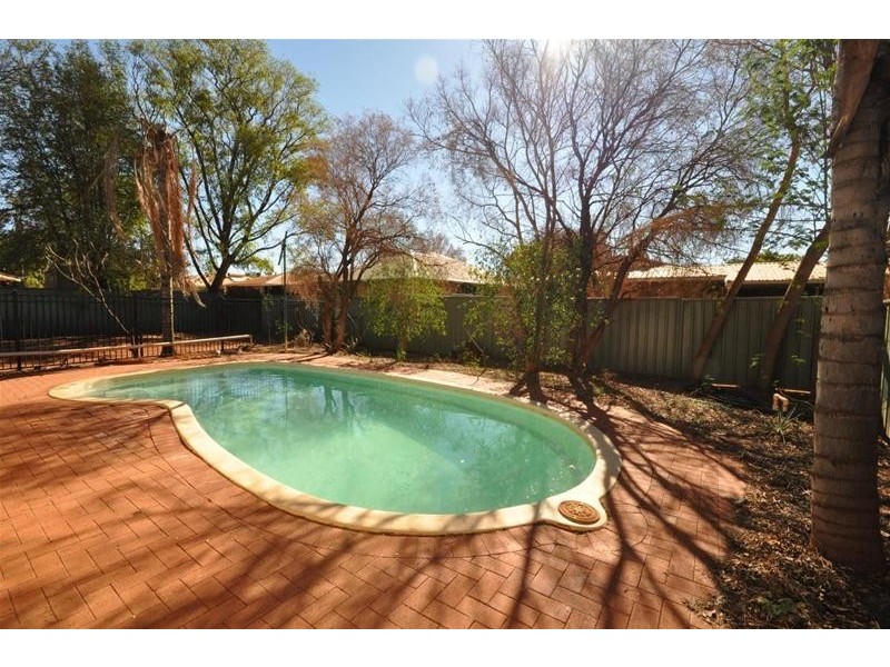 9 Kurrawan Way, Newman WA 6753