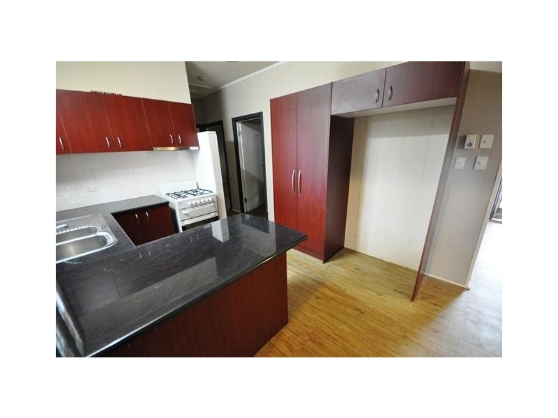 12 Draper Place, South Hedland WA 6722