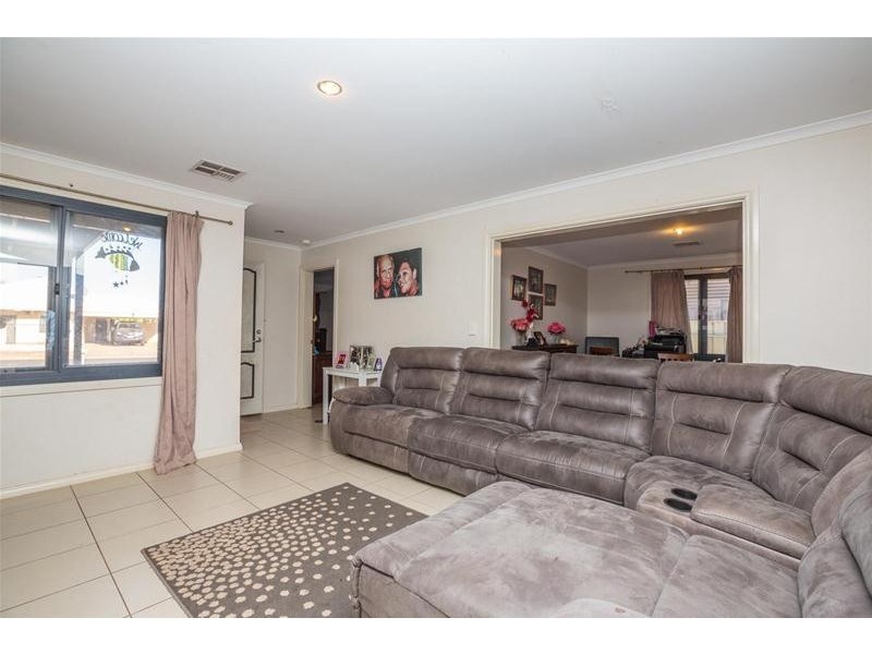 7 Australind Avenue, South Hedland WA 6722