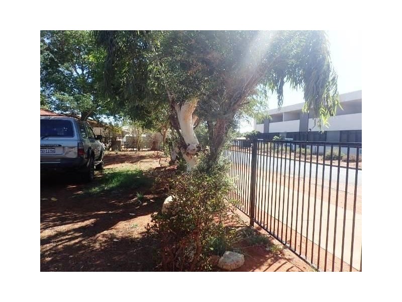 10 Graham Place, South Hedland WA 6722