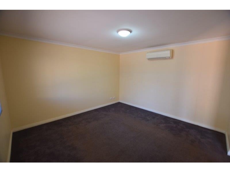 12/4  Reynolds Place, South Hedland WA 6722