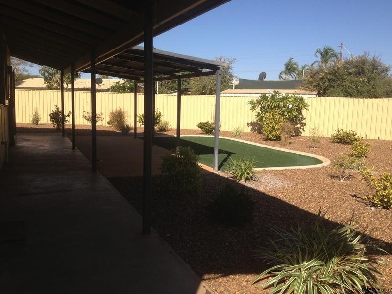 9 Draper Place, South Hedland WA 6722