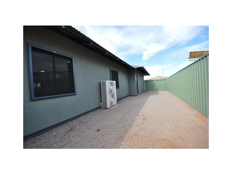 8 Barramine Loop, South Hedland WA 6722