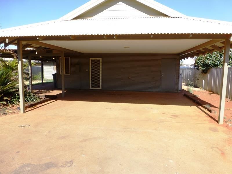 5 Muccan Close, South Hedland WA 6722
