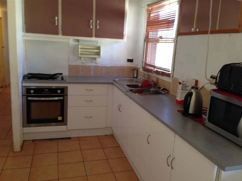 6 Warman Avenue, Newman WA 6753