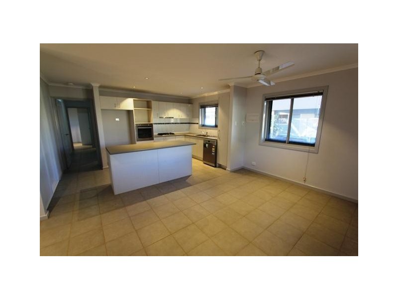 11/12 Crameri View, South Hedland WA 6722