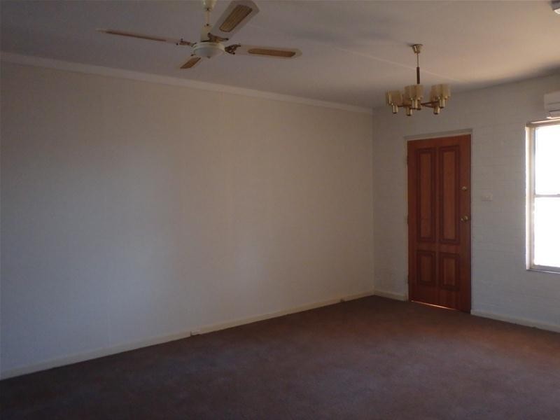 4/2 Limpet Crescent, South Hedland WA 6722