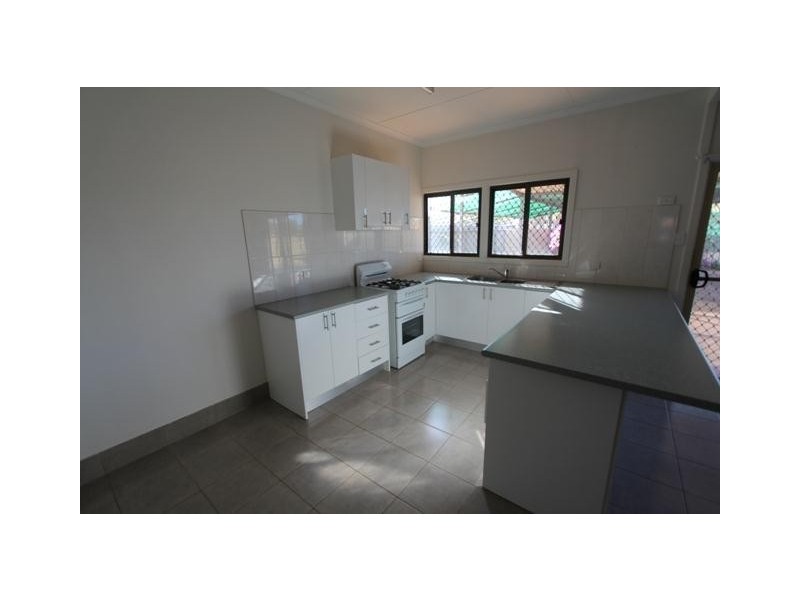 5 Dulverton Terrace, South Hedland WA 6722