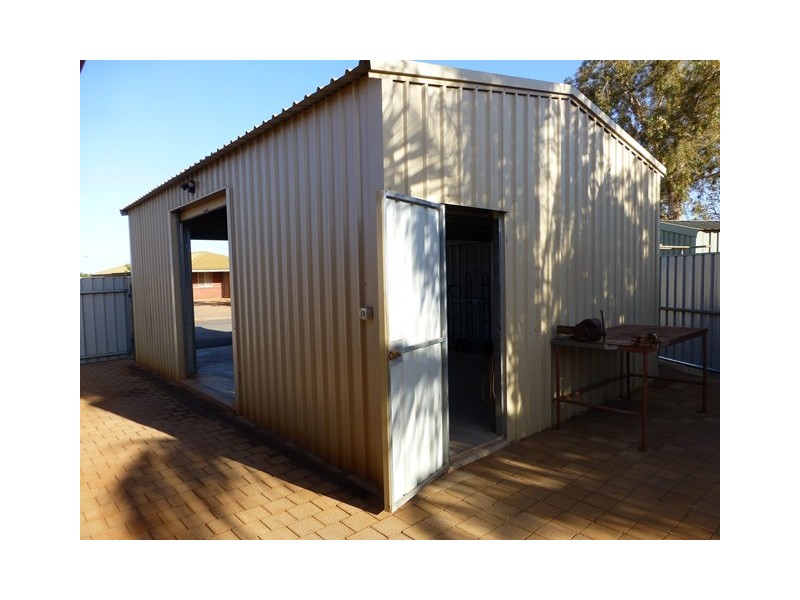 31 Etrema Loop, South Hedland WA 6722