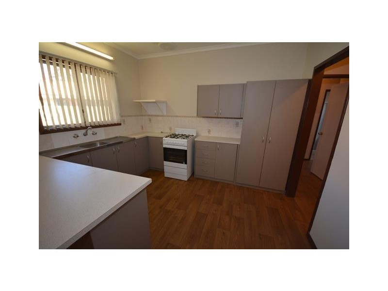 27 Braeside Drive, Newman WA 6753